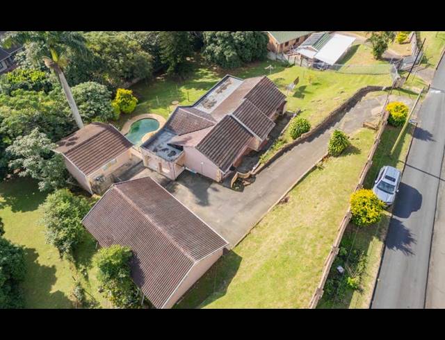 4 BEDROOM HOUSE FOR SALE IN QUEENSBURGH CENTRAL